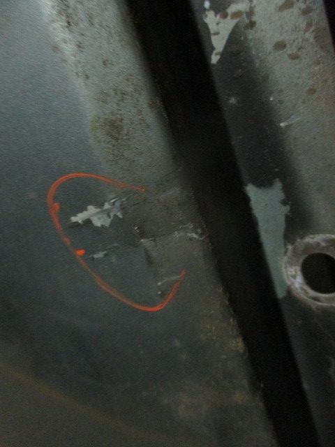 Guarda-lamas direito VOLKSWAGEN Passat (3A2, 35I)