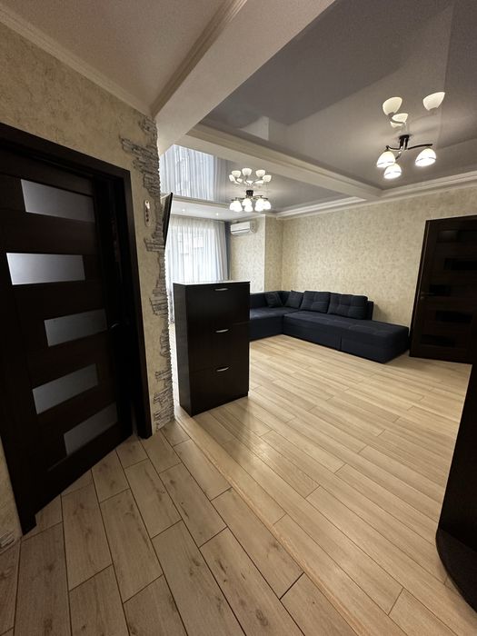 Продам 2кімнатну квартиру  в ЖК Салют на Перемозі-5 (бульвара Слави)