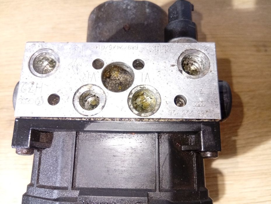 VW Passat B5 Sterownik Pompa ABS Sprawna Gwarancja Faktura Wysyłka