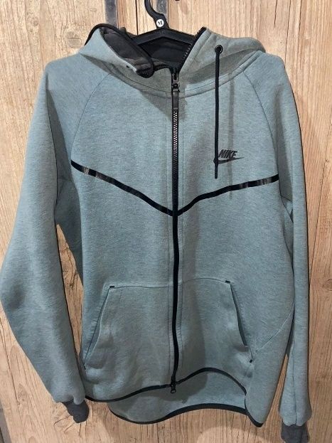 Casaco Nike quase novo