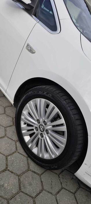 Opel Astra J 1.7 CDTI – 2012