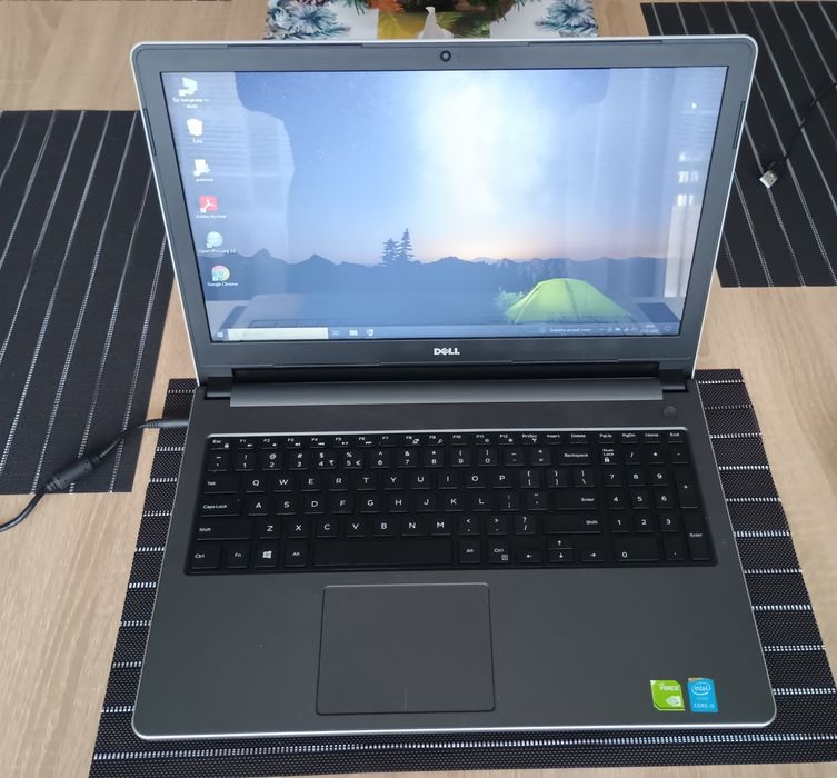 Laptopa Dell Inspiron 5558  i5-5200u 1TB dysk GeForce 2 GB RAM8 GB