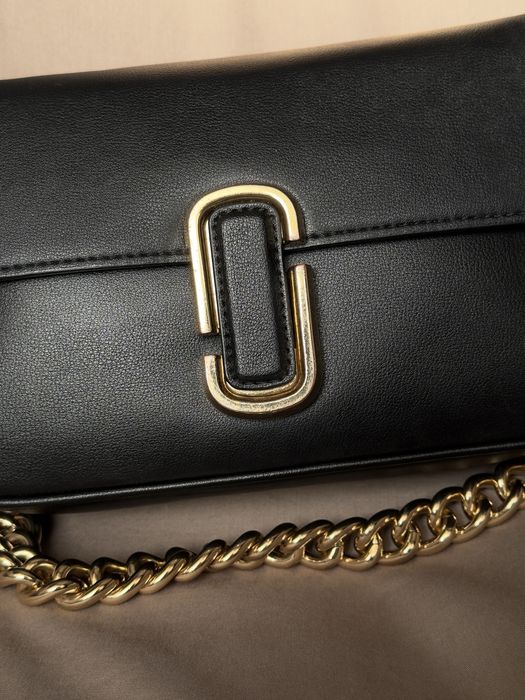 Marc Jacobs чорна кросс-боді сумка