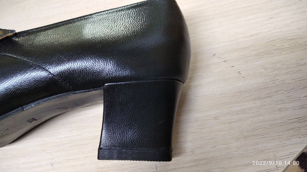 Мастер по ремонту обуви