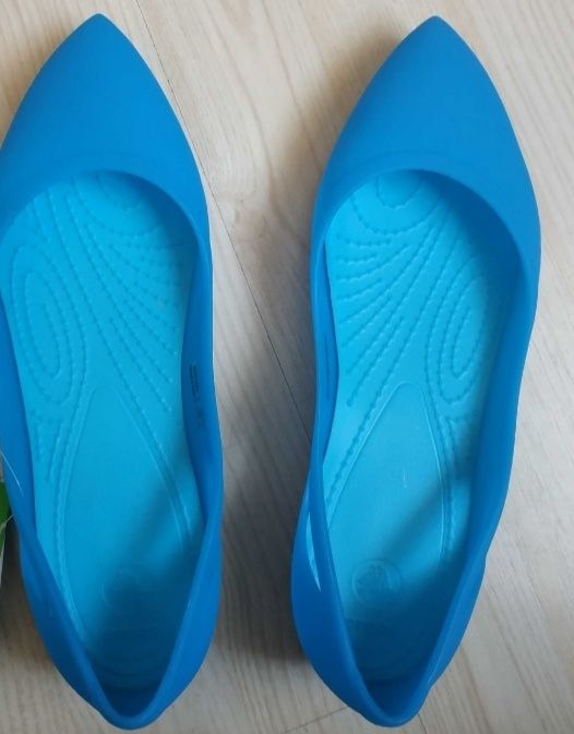 Crocs Women`s Rio Flat W9