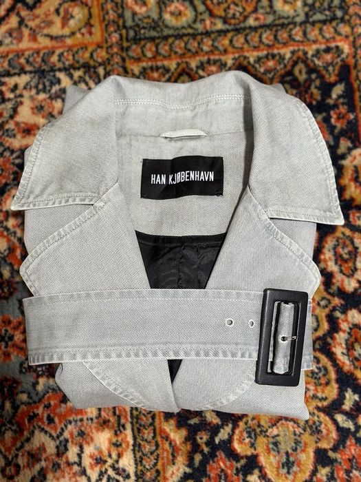 Cardigan HAN KJOBENHAVN. 350euros.  Leiria.