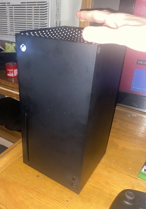 Zamienię Xbox series X  z  grami na PS5