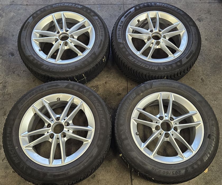 4x Felgi aluminiowe MERCEDES OE 6.5 x 16 5x112 ET44 / A-Klasa B-Klas