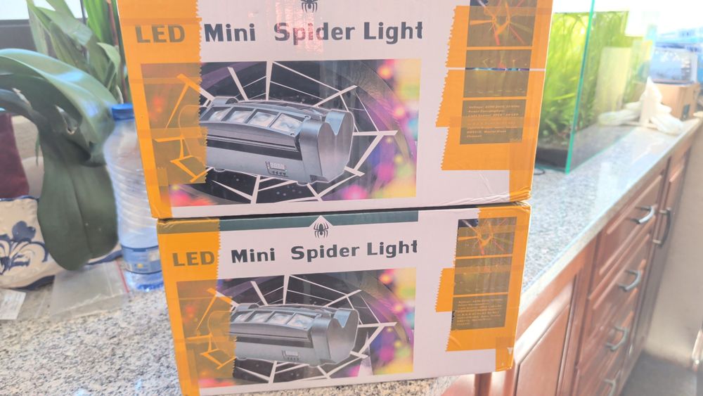 2 Moving Head Spider