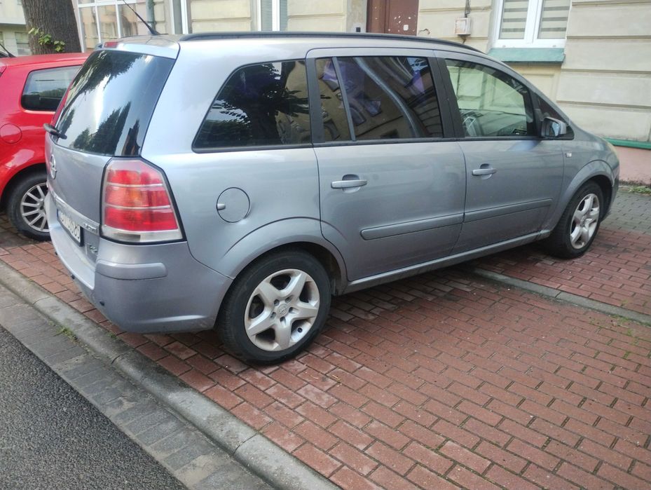 Opel Zafira