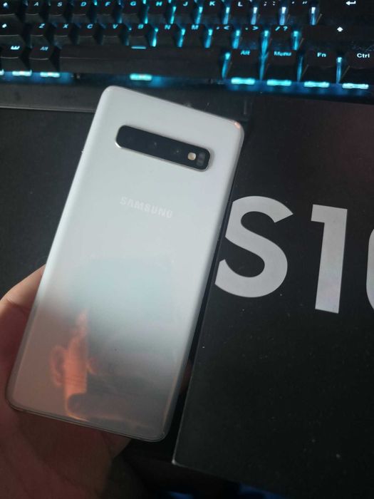 Samsung Galaxy S10 8/128GB używany, bez blokad