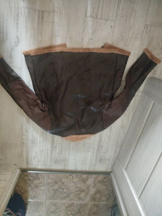 Kurtka pilotka brązowa