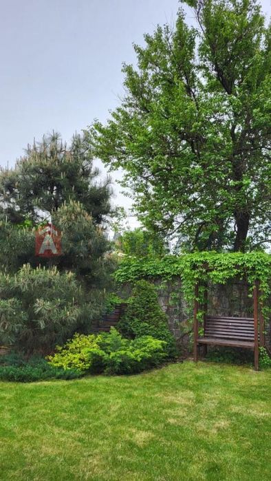 Продаж дому у Комунарському рні.