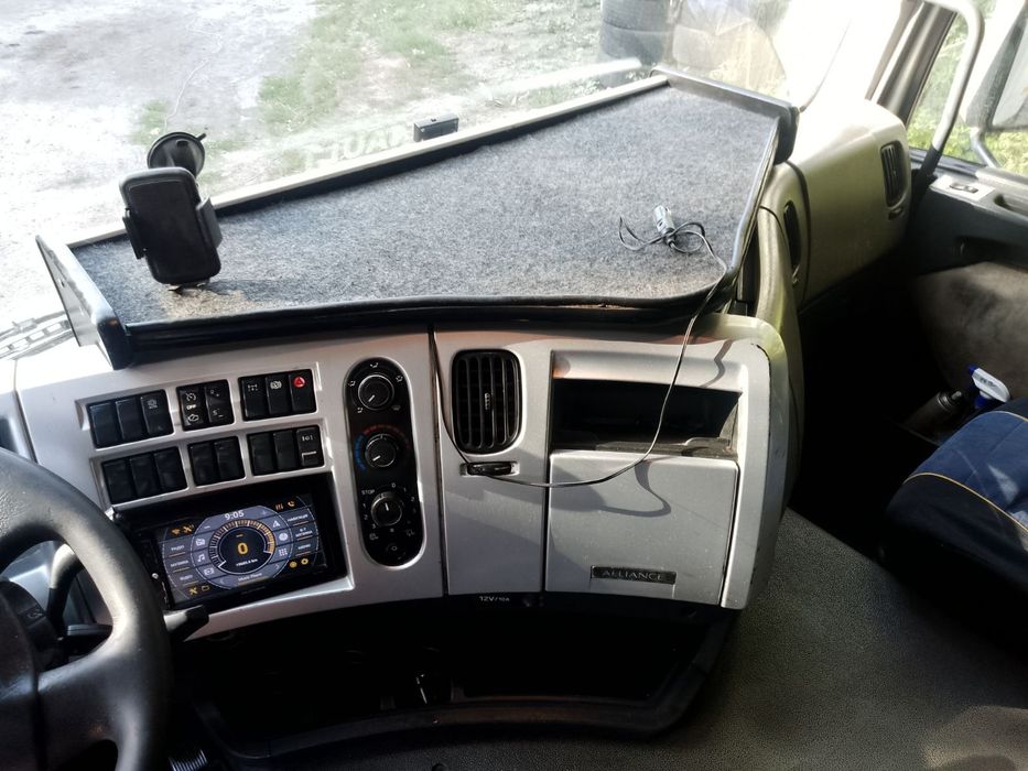 Продам Рено преміум Dxi 450