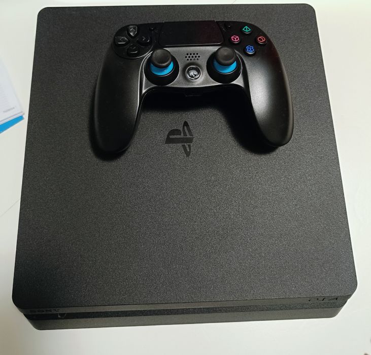 PlayStation 4 1TB
