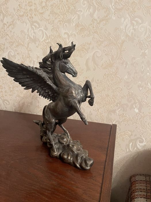 Статуетка «Пегас»