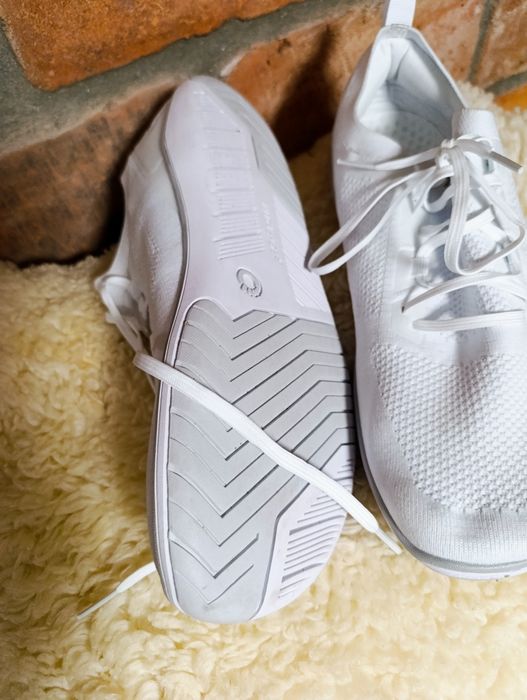 Кросівки 46 розмір