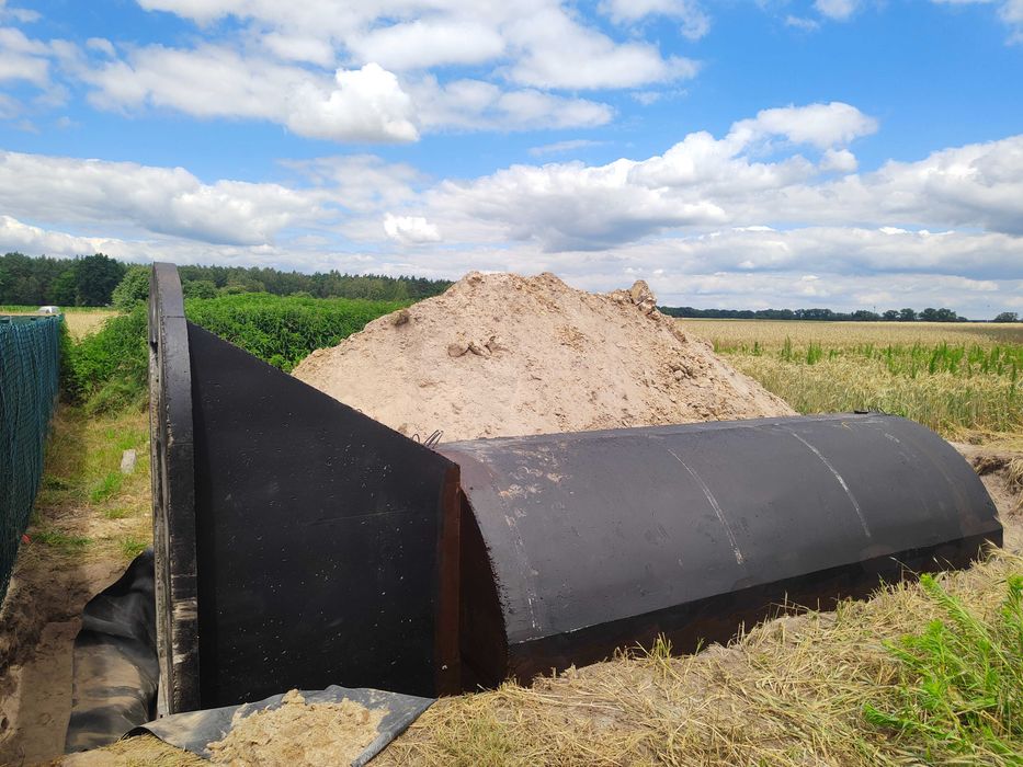 Piwniczka ogrodowa betonowa