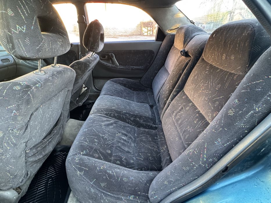 Mazda 626 2.0 бензин 1993р