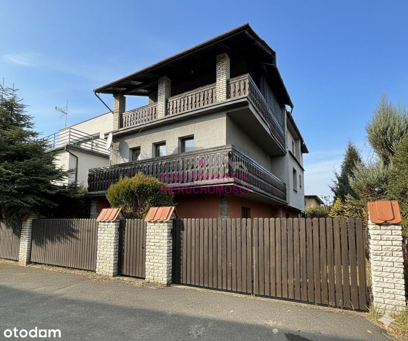 Dom w pożądanej lokalizacji!