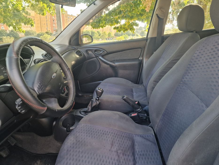 Ford Focus 1.8 TDDI (DIESEL)