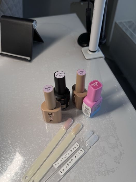 Кольорові бази та кольорові топи гель лак