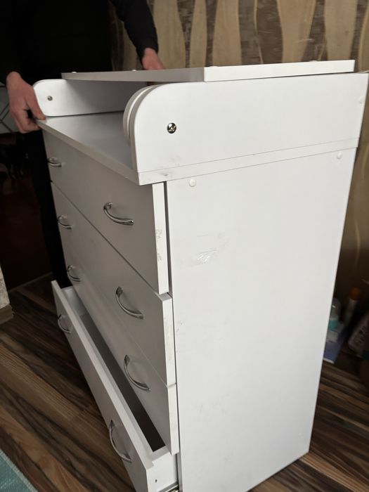 Пеленальний комод