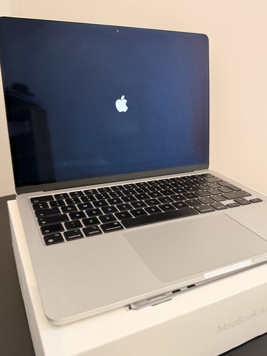 MacBook Air M2 8GB RAM 256GB SSD – Stan Bardzo Dobry