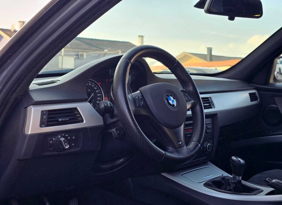 BMW 318D E91 PACK M 2.0 143CV LOOK 335