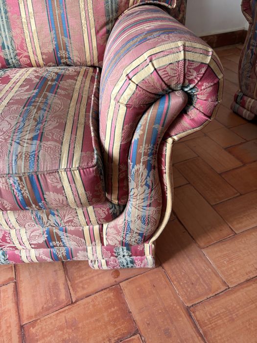 Conjunto de sofás para sala