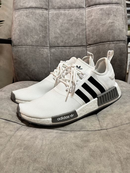ОРИГІНАЛ!!! Кросівки чоловічі Adidas Nmd r1 boost GZ9261 45р