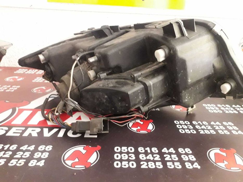 Фара передня ліва+права BMW 3 (E91) sk3301-103054d