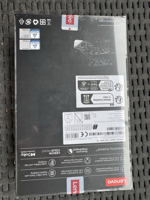 Lenovo Legion Tab 3rd Gen 8.8"