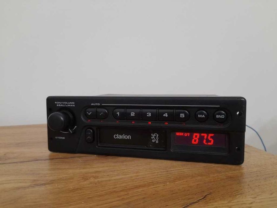 Unikatowe radio Peugeot Clarion PU9308A - 205 / 309 / 405 GTI