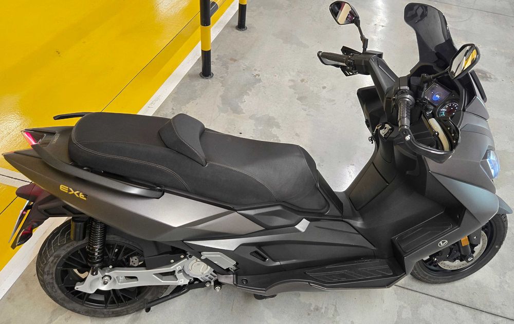 Mota elétrica NERVA EXE 9kW carta B seminova
