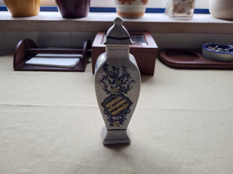 Antique Small Jar64550364536067124