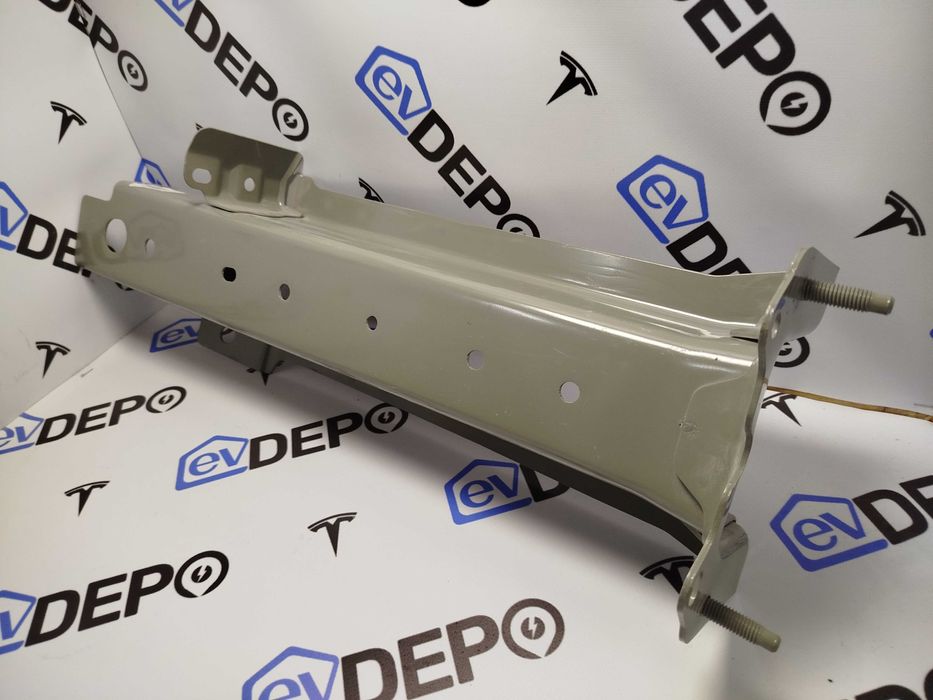 Кришка багажника (ляда) Tesla Model 3 Y