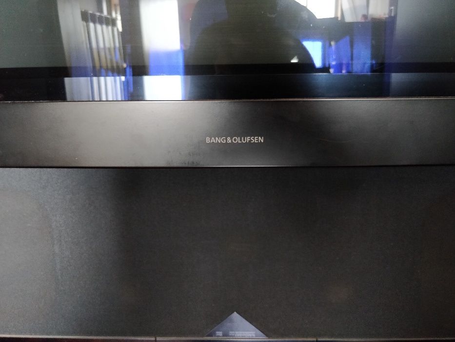 TV Bang & Olufsen Avantgarde
