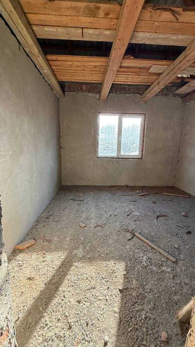 Продаж будинку в мальовничому місці — с. Коростувата