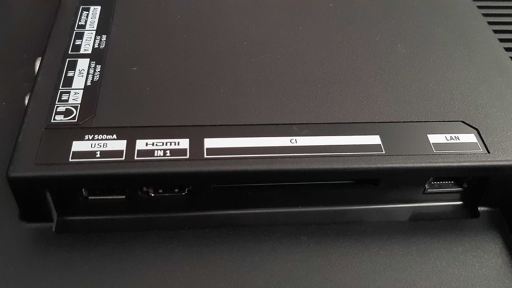 32" METZ з YOUTUBE модель 32TZ37 COSMO 32 , гарантія 6 місяців!!!