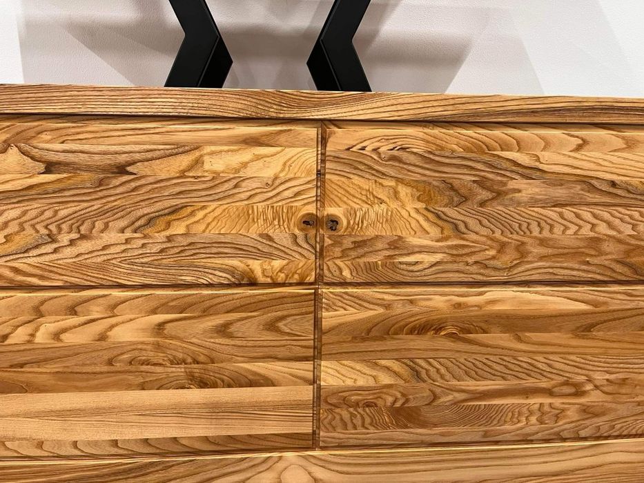 Łóżko po materac 180x 200. Wykonane z drewna jesionowego