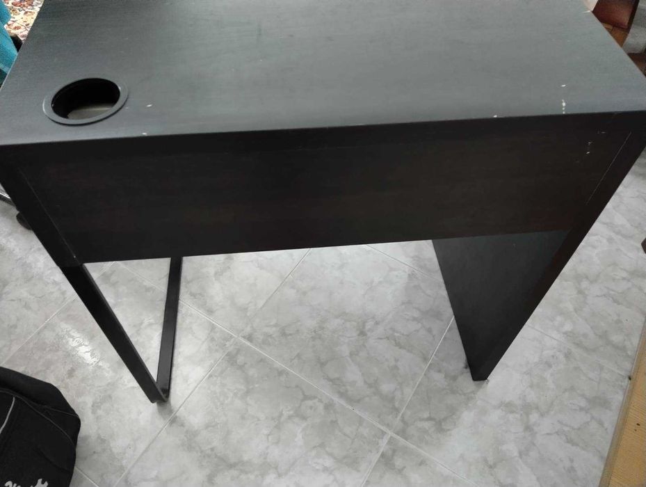 Secretária Preta Usada IKEA