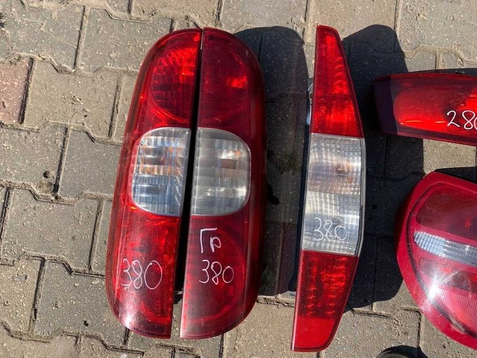 Стоп ліхтар задній Citroen C4 Fiat Doblo Croma Nissan Almera N16