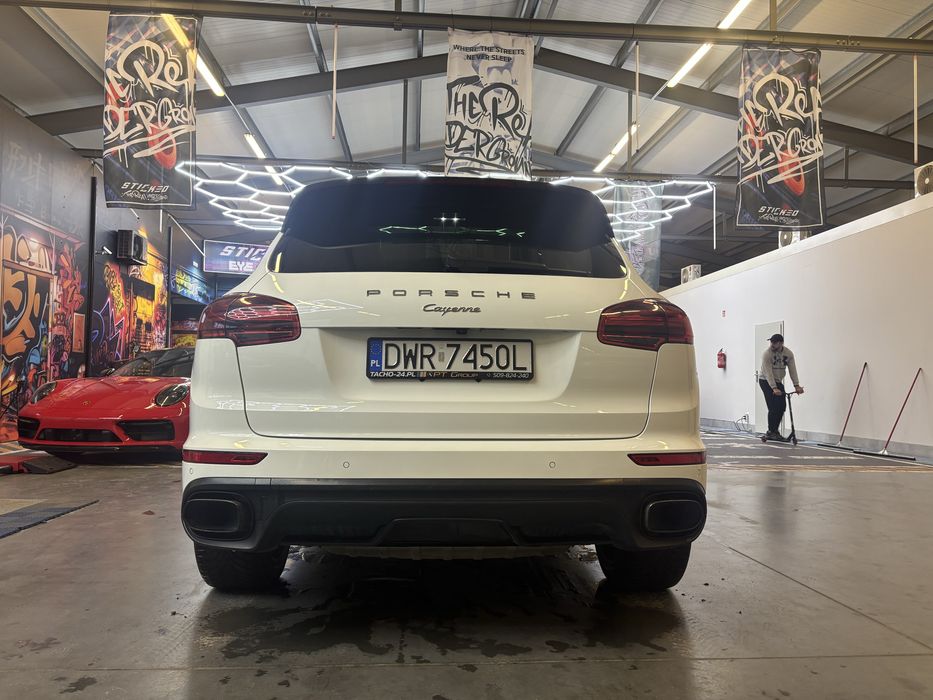 Porsche CAYENNE Platinum Edition - wym. ROZRZĄD przy 242 tys