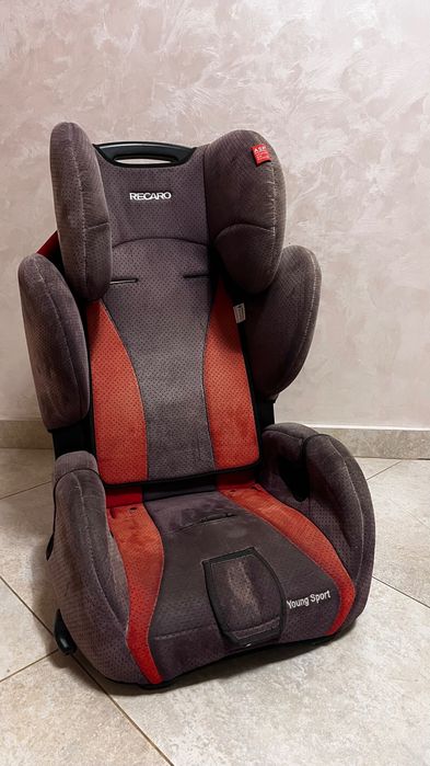Продам автокрісло Recaro Young Sport 9-36 кг