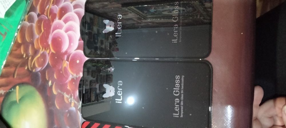 Захисне скло IPhone та Mi 9