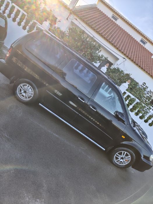 Kia Carnival modelo Up (ler anúncio)