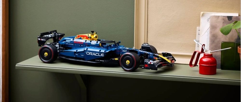 Lego Oracle Red Bull Racing RB20 F1