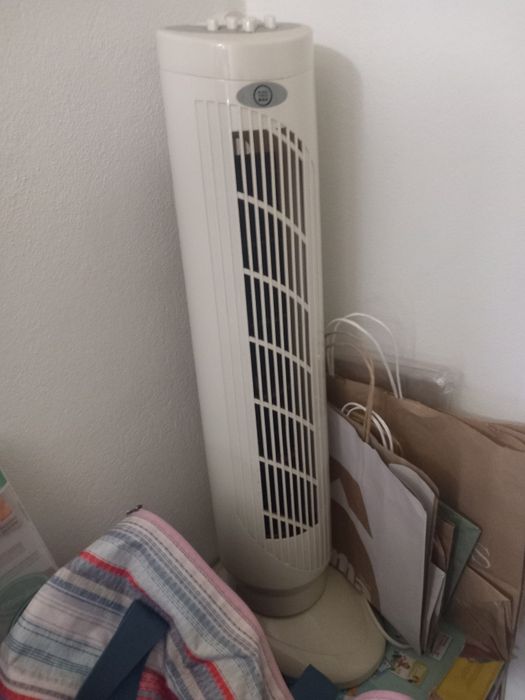 Vendo torre ventoinha em bom estado