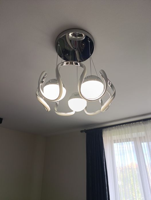 Люстра... Сучасна люстра